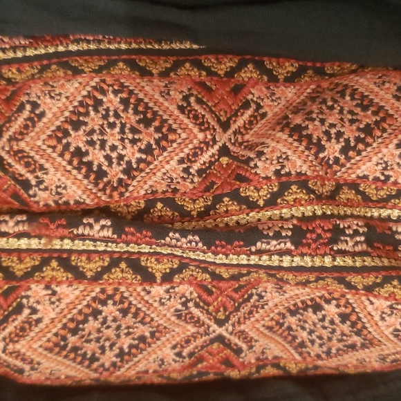 Teal, embroidered, off the shoulder romper, L. - Picture 4 of 5